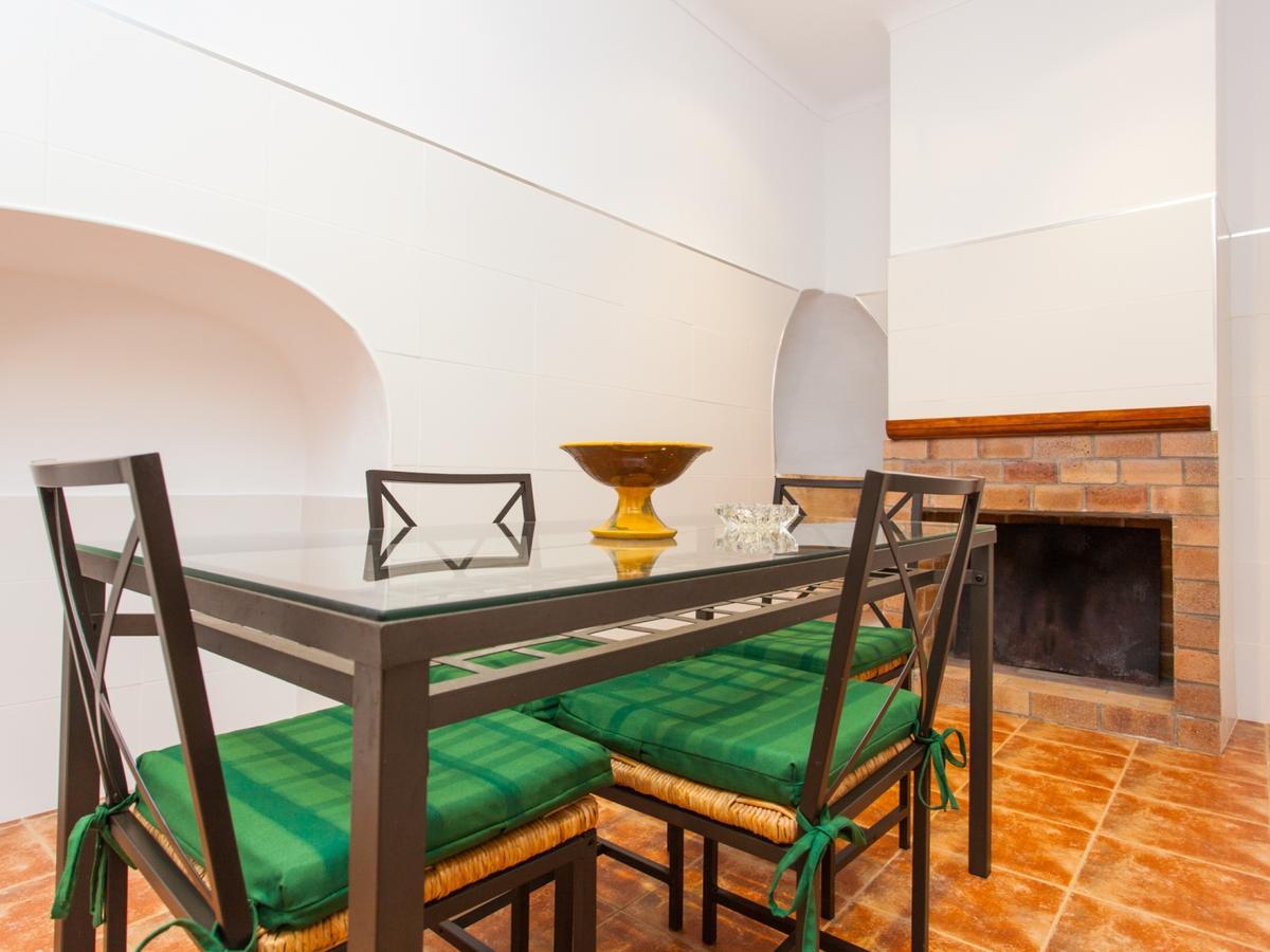 Villa Paula Llombarts Екстер'єр фото